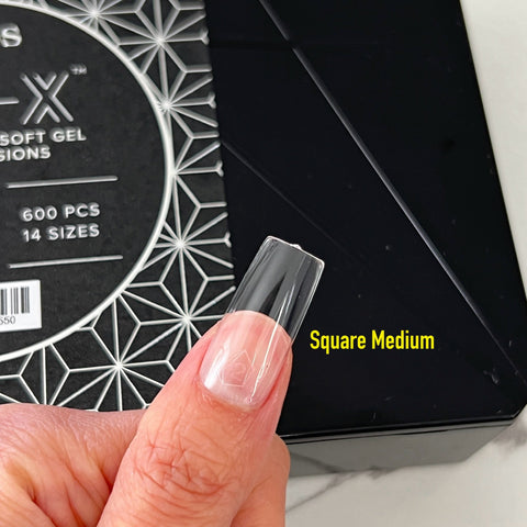 APRES GEL-X NATURAL SQUARE MEDIUM BOX OF TIPS - PRO (600PCS)