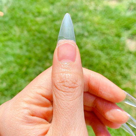 Medium Almond Half cover non C-curve straight tips